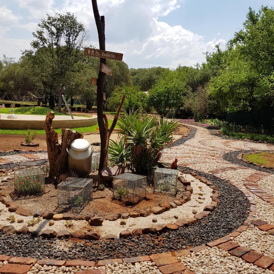 Die Plasie On-Suite Rooms Hartbeespoort Exteriör bild