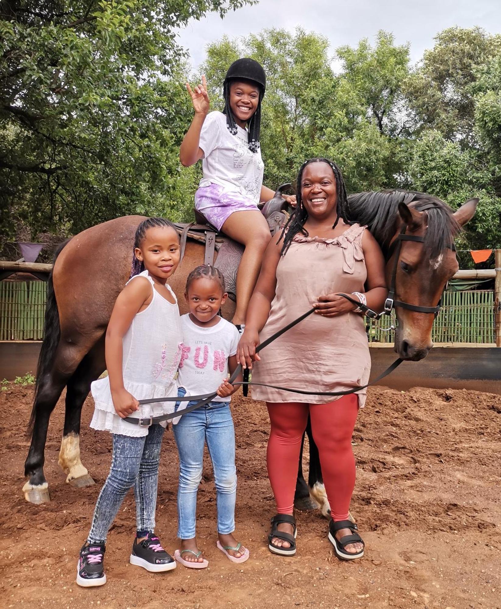 Die Plasie On-Suite Rooms Hartbeespoort Exteriör bild